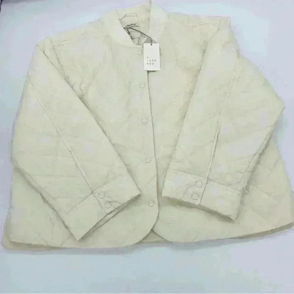 A new day Quilted Jacket Cream Size XL - Picture 3 of 16